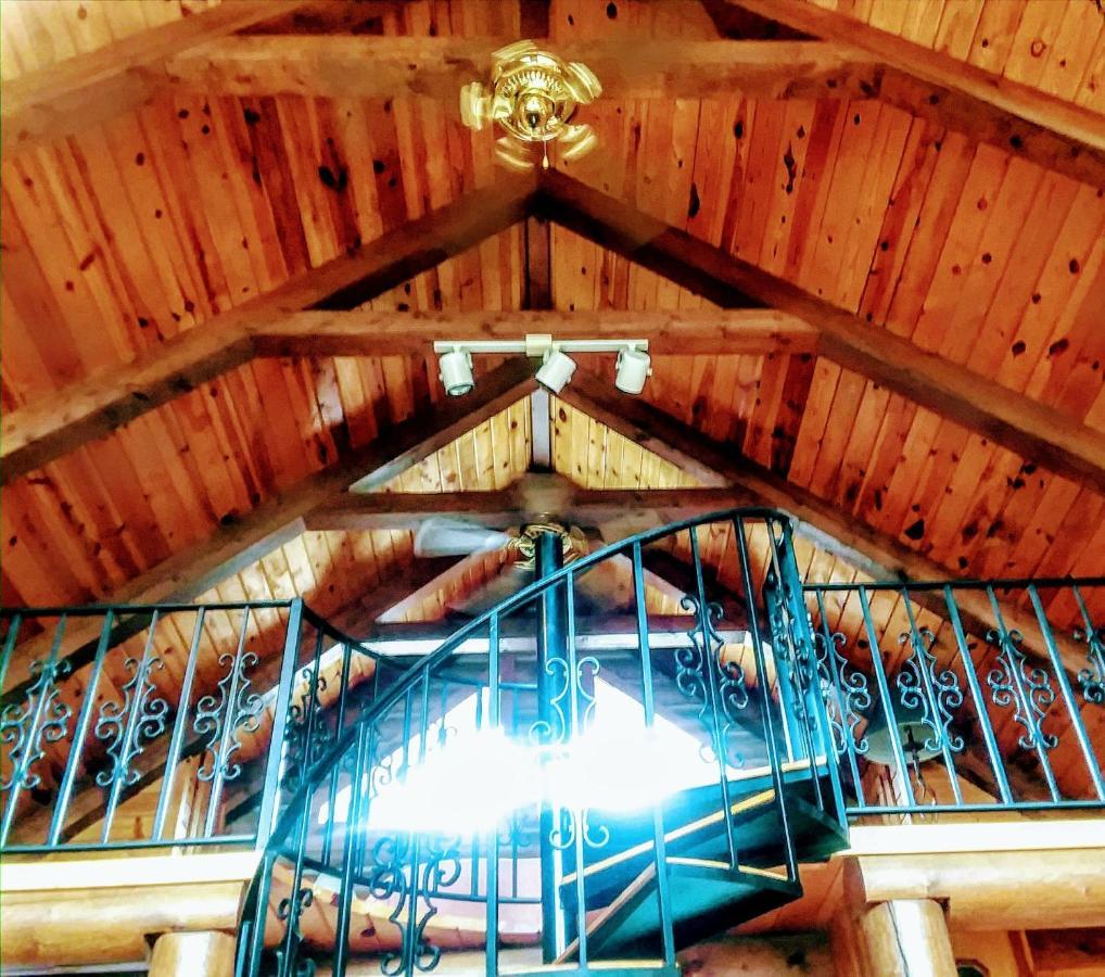 Cherokee Mountain Log Cabins Eureka Springs Esterno foto
