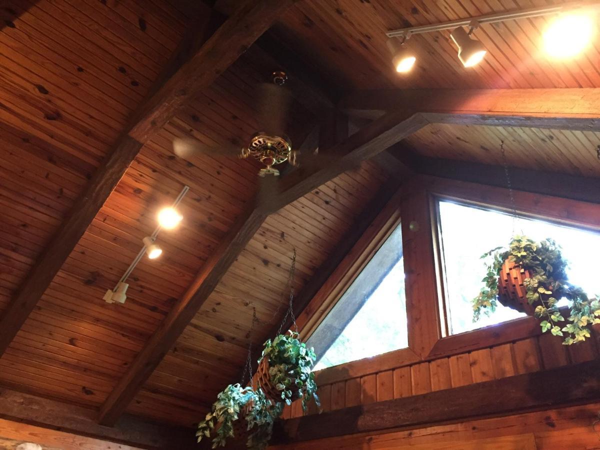 Cherokee Mountain Log Cabins Eureka Springs Esterno foto