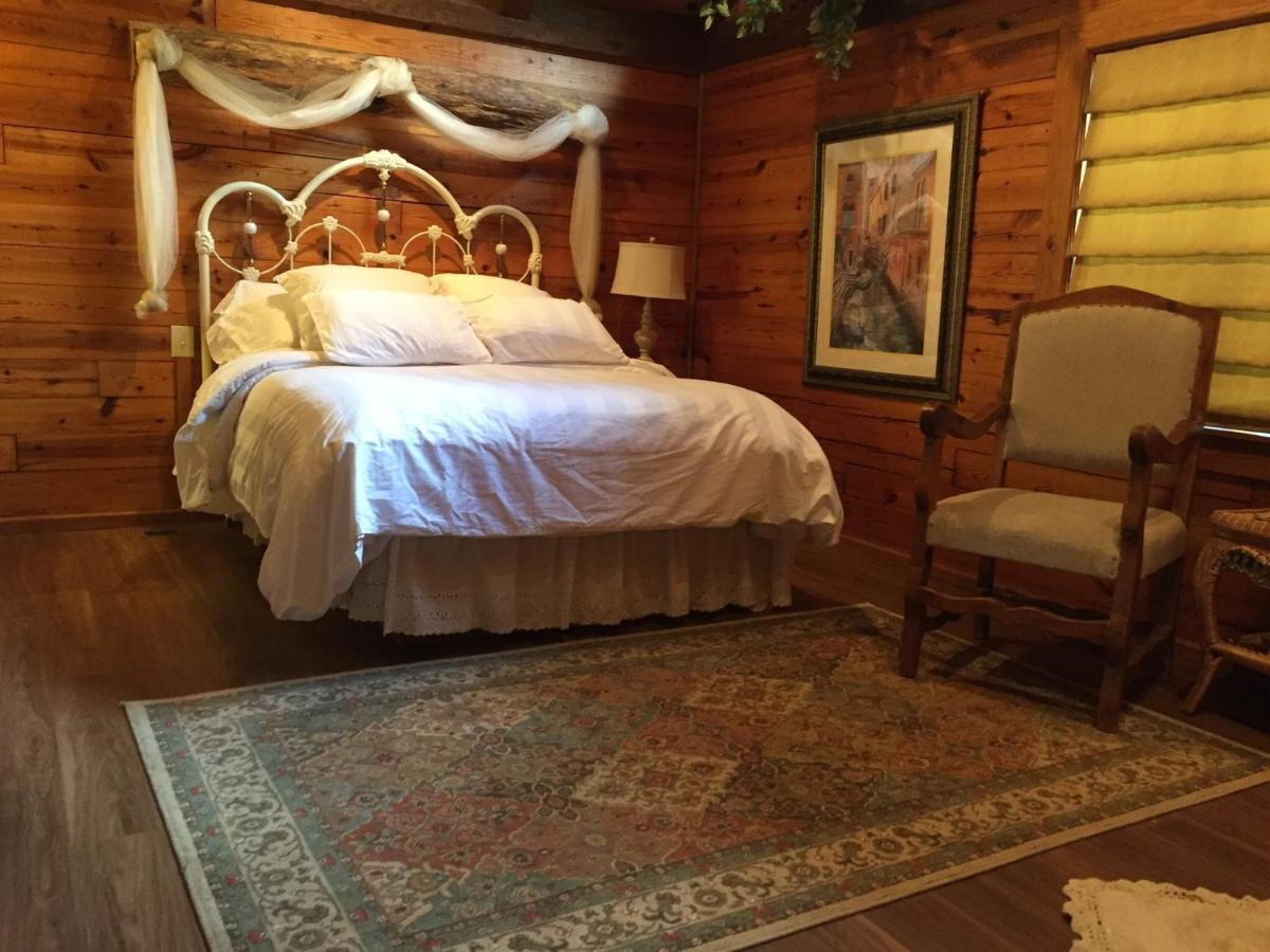 Cherokee Mountain Log Cabins Eureka Springs Esterno foto