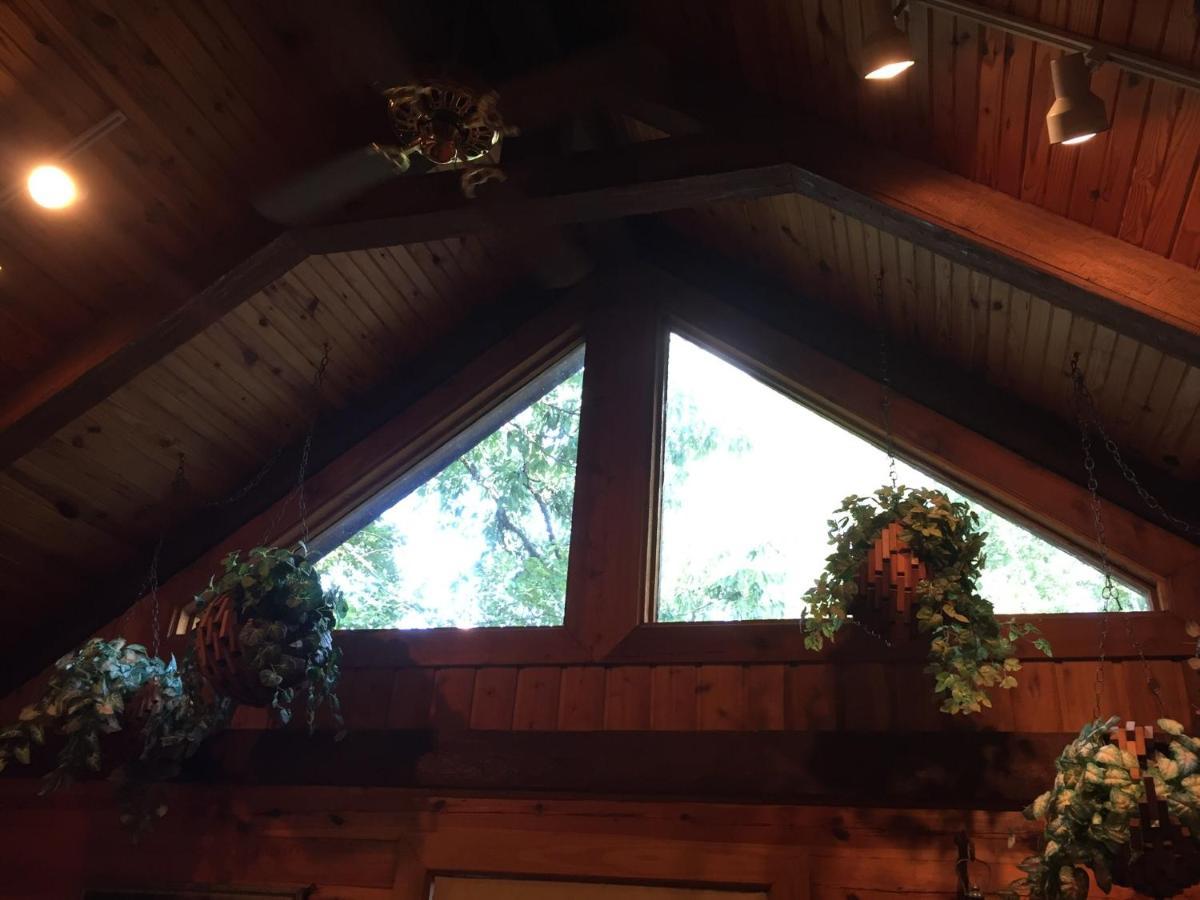 Cherokee Mountain Log Cabins Eureka Springs Esterno foto